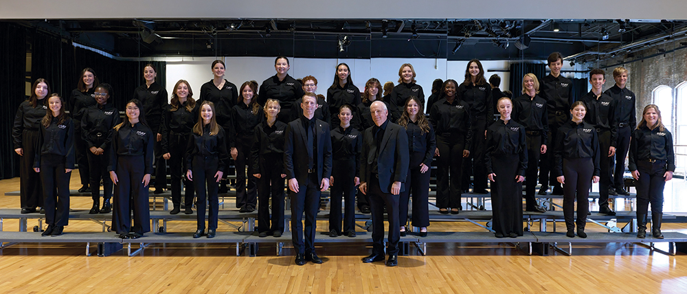 The May Festival Youth Chorus, with conductor Matthew Swanson and accompanist David Kirkendall. Credit: JP Leong 