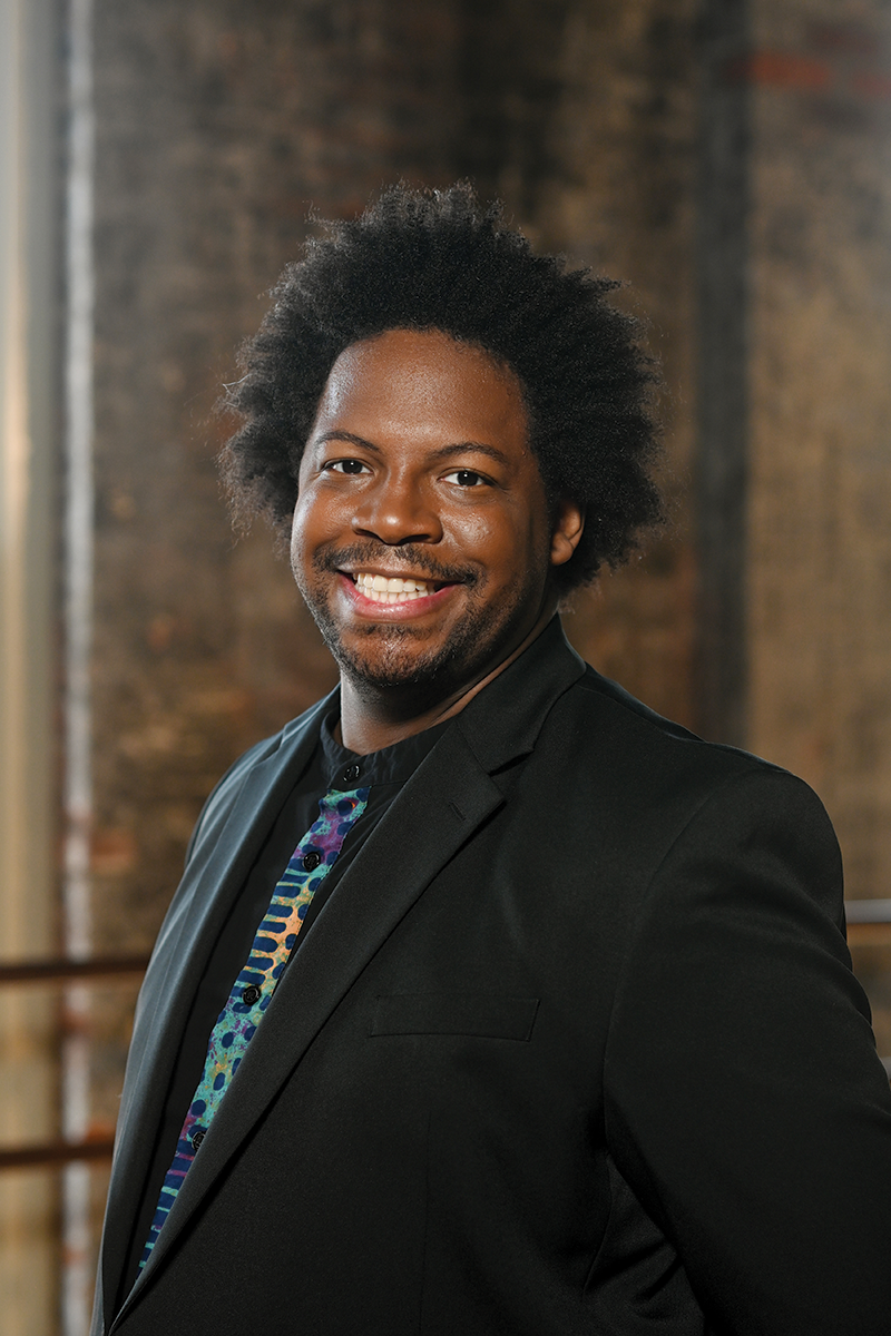 Youth Program Article Jason Alexander Holmes c Lyons Photography 800x1200.png
